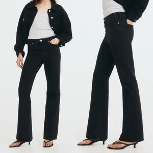 NWT H&M Flare Regular Fit High Waist Black Jeans Size 8 🖤
